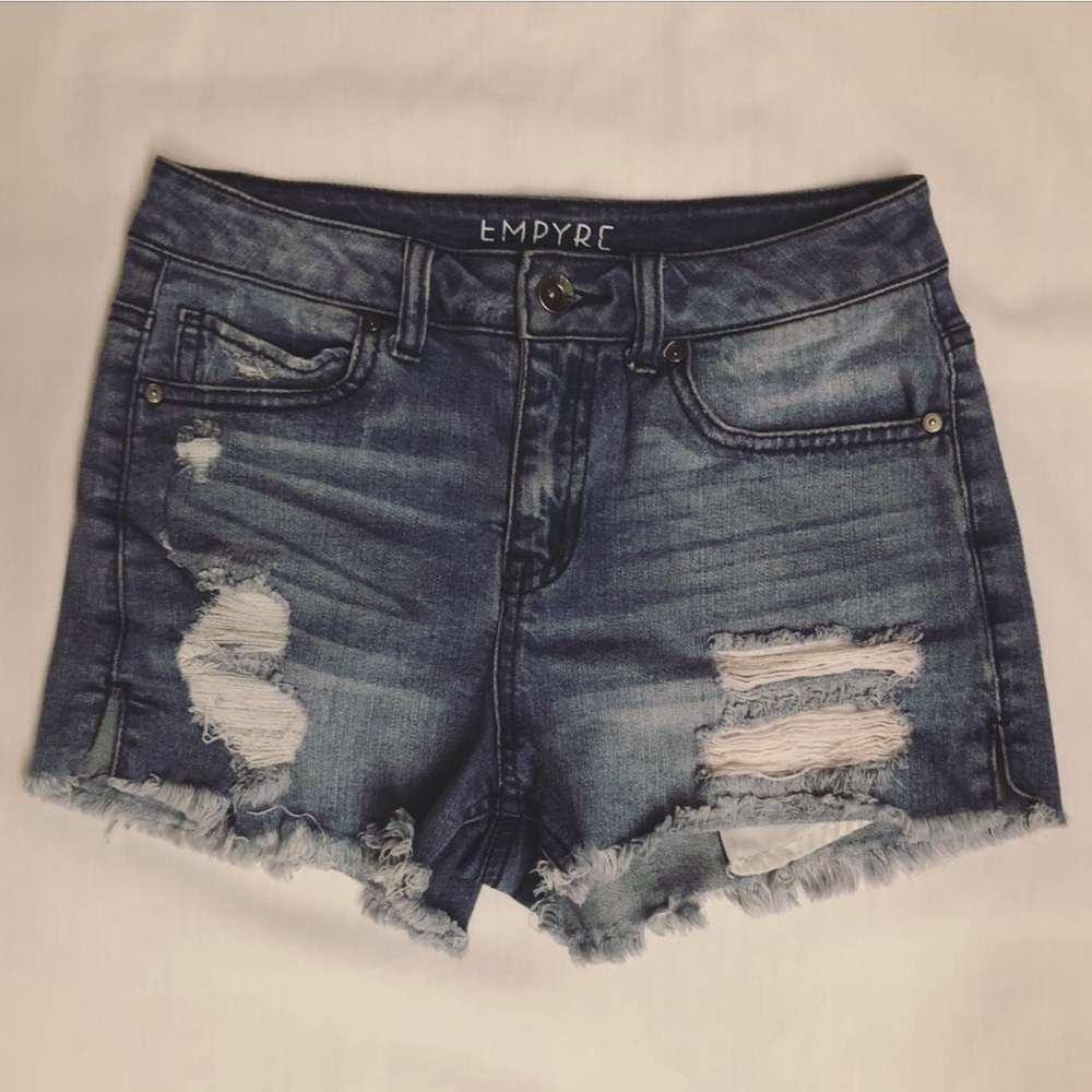 EMPYRE Distressed Shorts